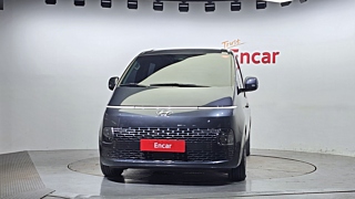 HYUNDAI STARIA 2023