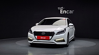 HYUNDAI LF SONATA HYBRID 2017
