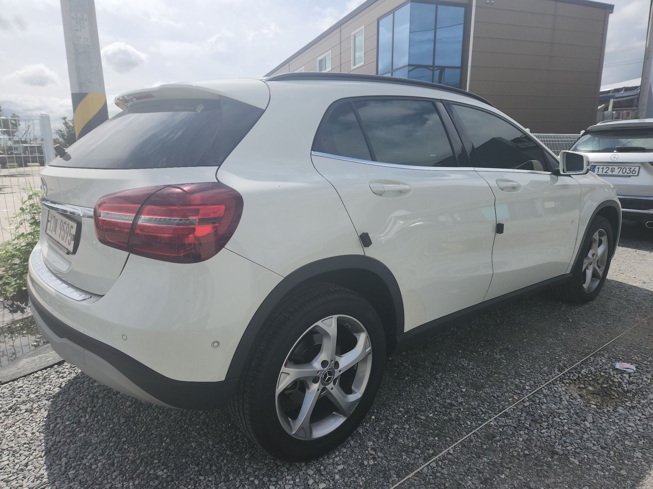 MERCEDES BENZ GLA-CLASS X156 2017