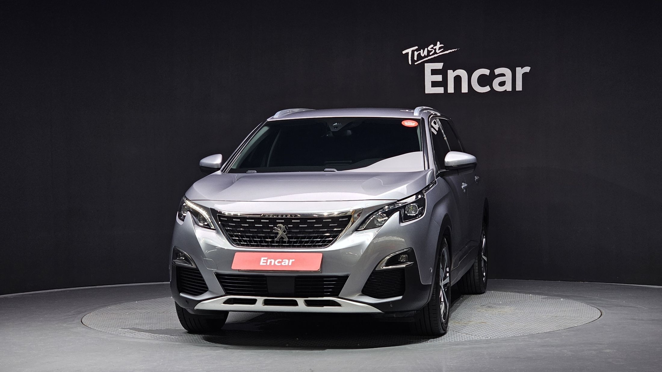 PEUGEOT 5008 2018