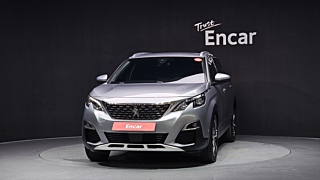 PEUGEOT 5008 2018
