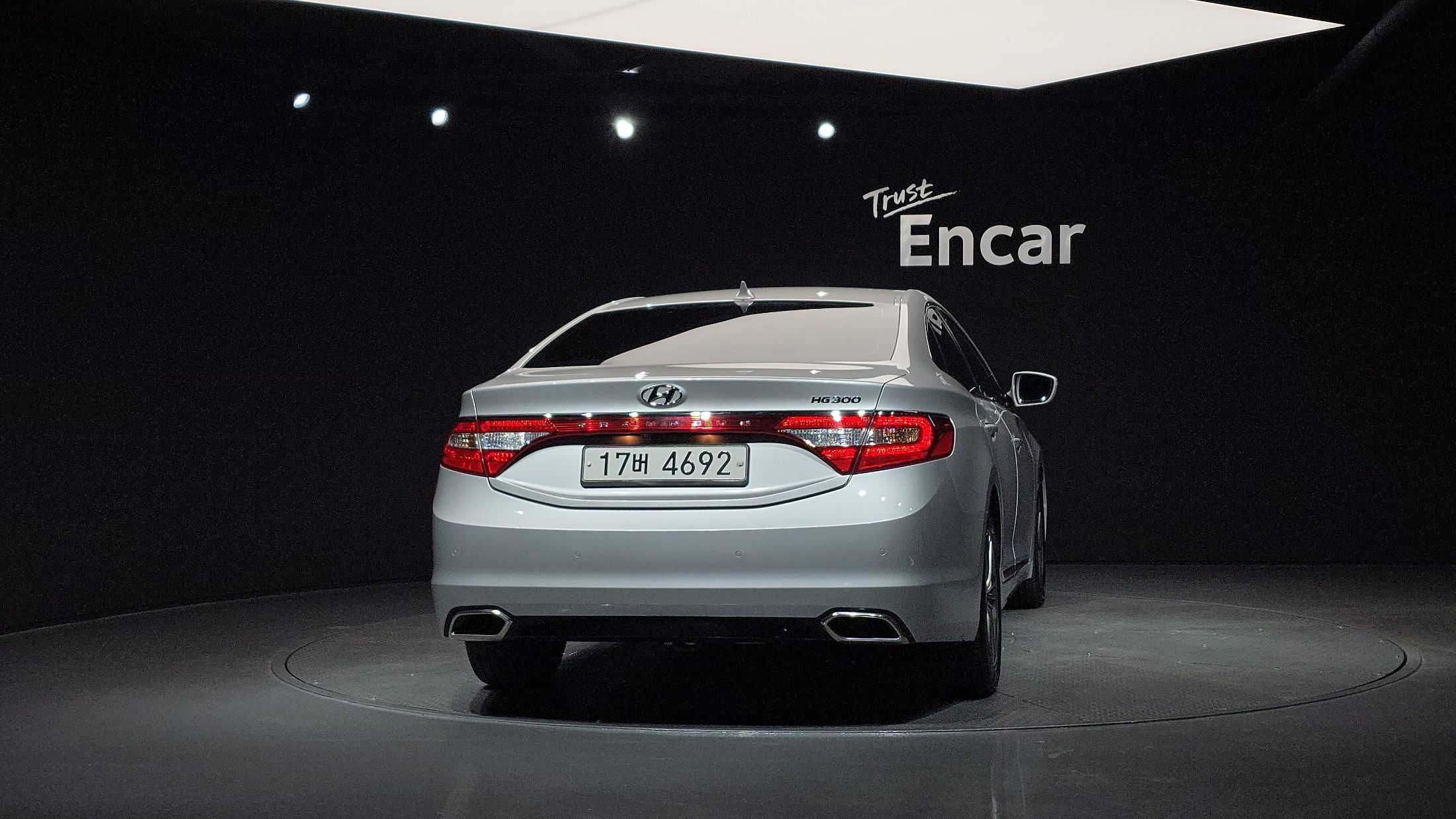 HYUNDAI GRANDEUR HG 2014