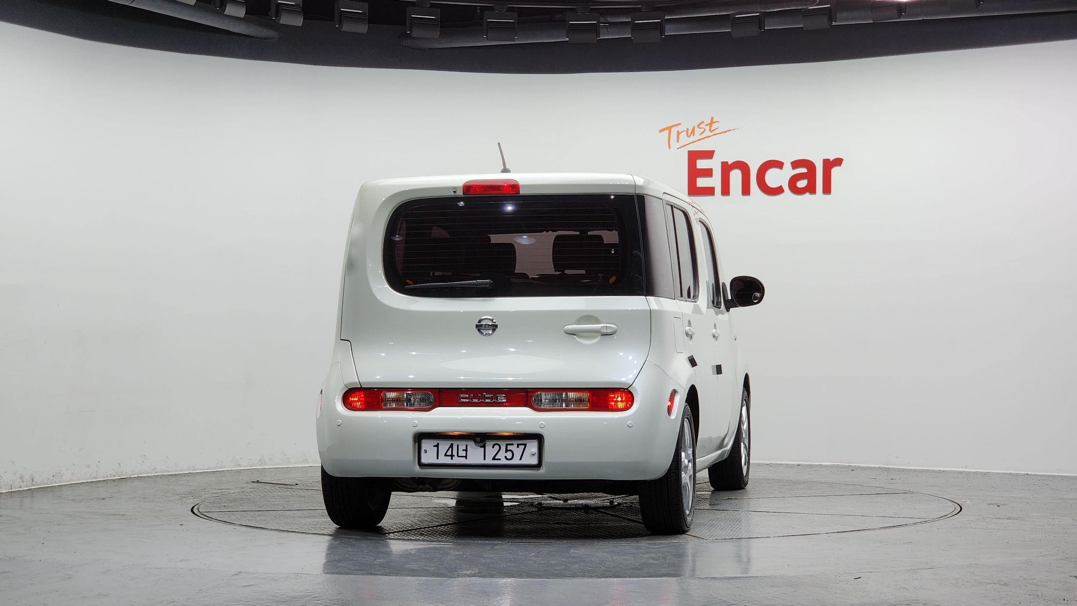 NISSAN CUBE 2011