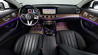 MERCEDES BENZ E-CLASS W213 2020