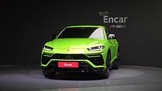 LAMBORGHINI URUS 2022