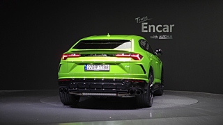 LAMBORGHINI URUS 2022