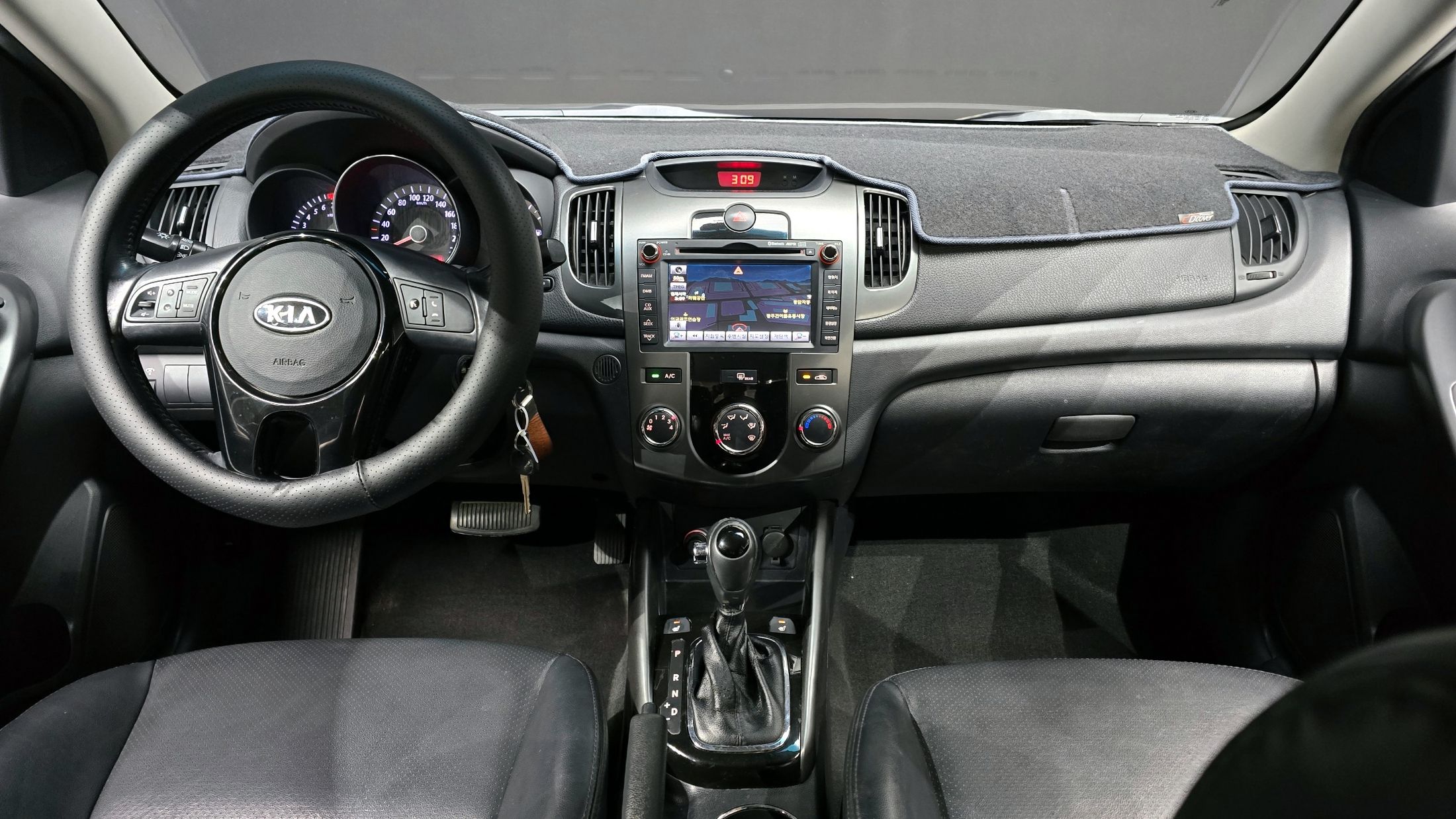 KIA PORTE 2012