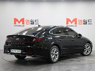 HYUNDAI SONATA DN8 2021