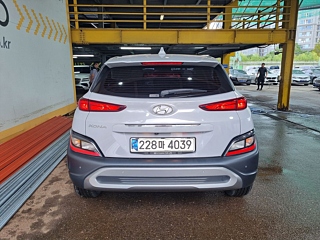 HYUNDAI KONA 2021