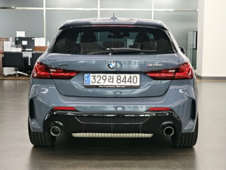 BMW 1-SERIES F40 2023