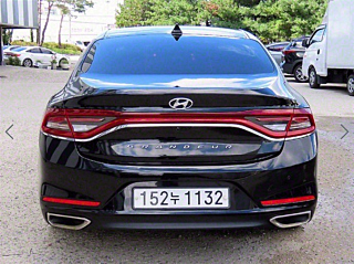 HYUNDAI GRANDEUR IG 2017