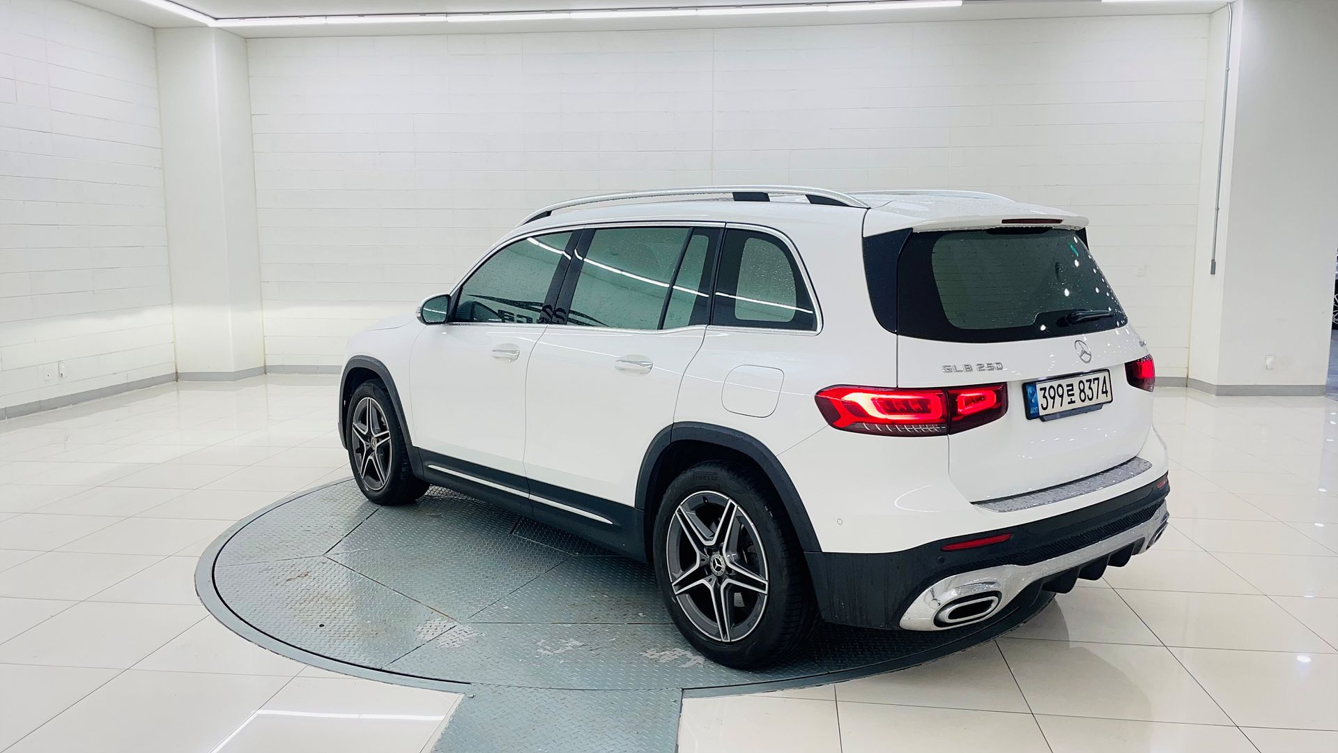 MERCEDES BENZ GLB-CLASS X247 2021