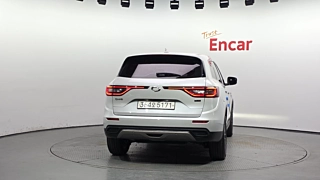 SAMSUNG QM6 2019