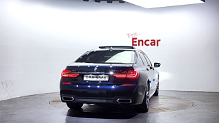 BMW 7-SERIES G11 2018