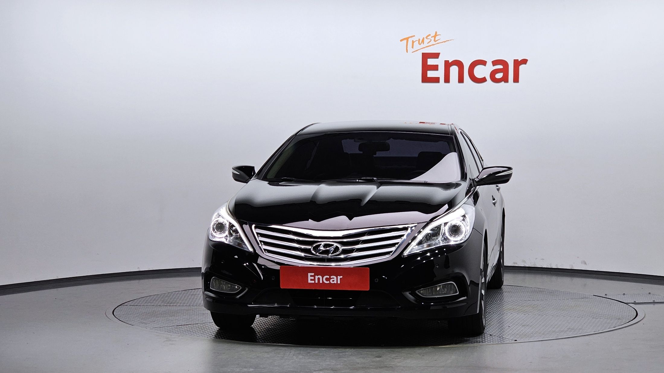 HYUNDAI GRANDEUR HG 2011