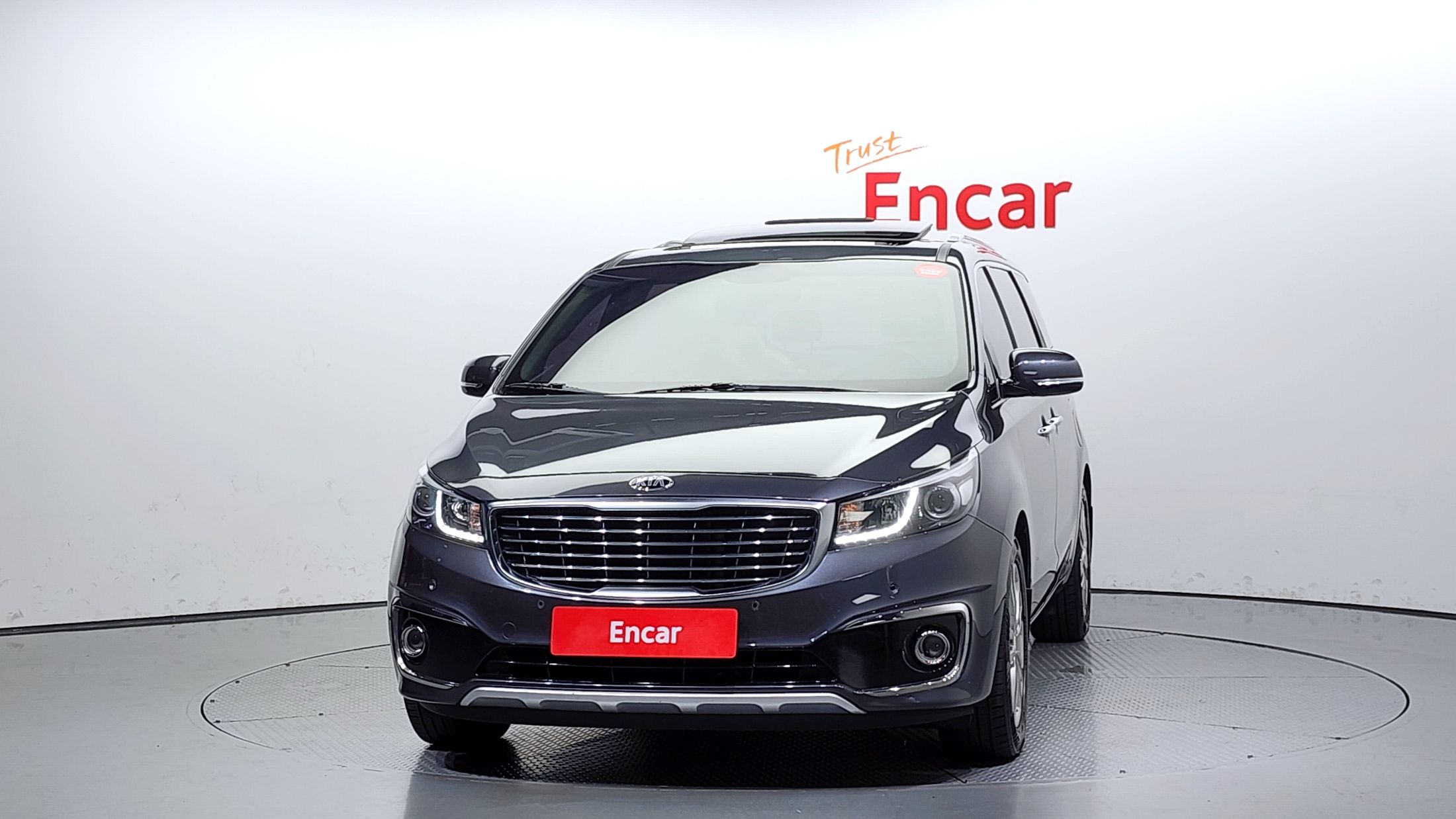 KIA CARNIVAL 2016