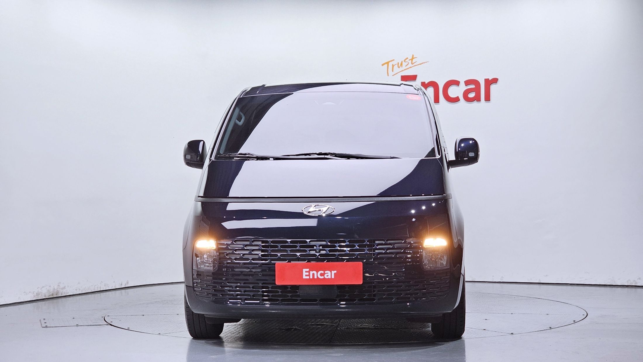 HYUNDAI STARIA 2024