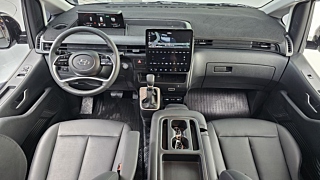 HYUNDAI STARIA 2024