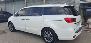 KIA CARNIVAL 2019