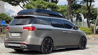 KIA CARNIVAL 2017