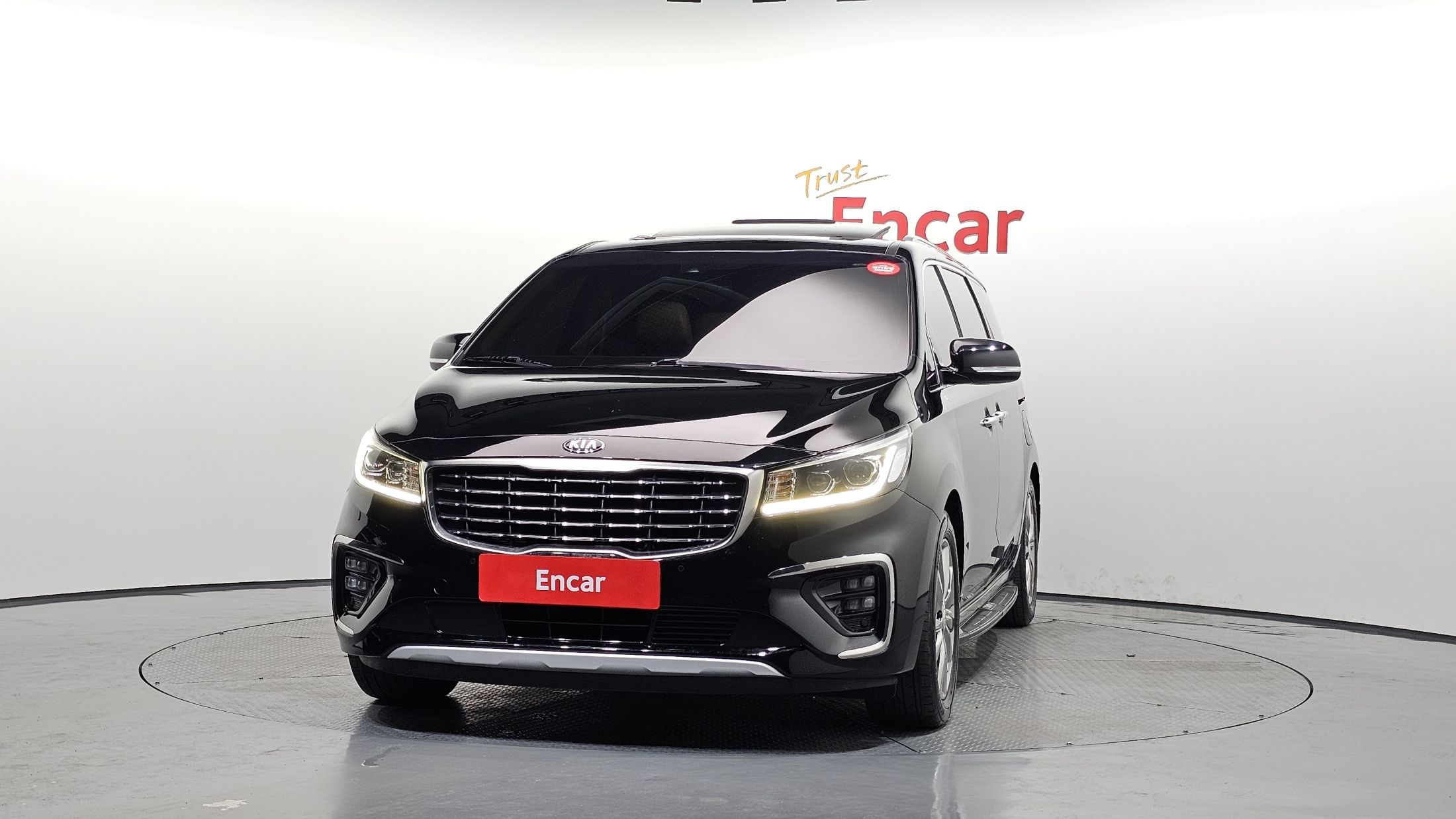 KIA CARNIVAL 2018