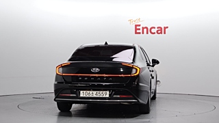 HYUNDAI SONATA DN8 2019