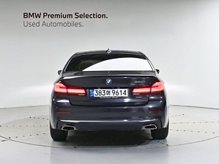 BMW 5-SERIES G30 2023
