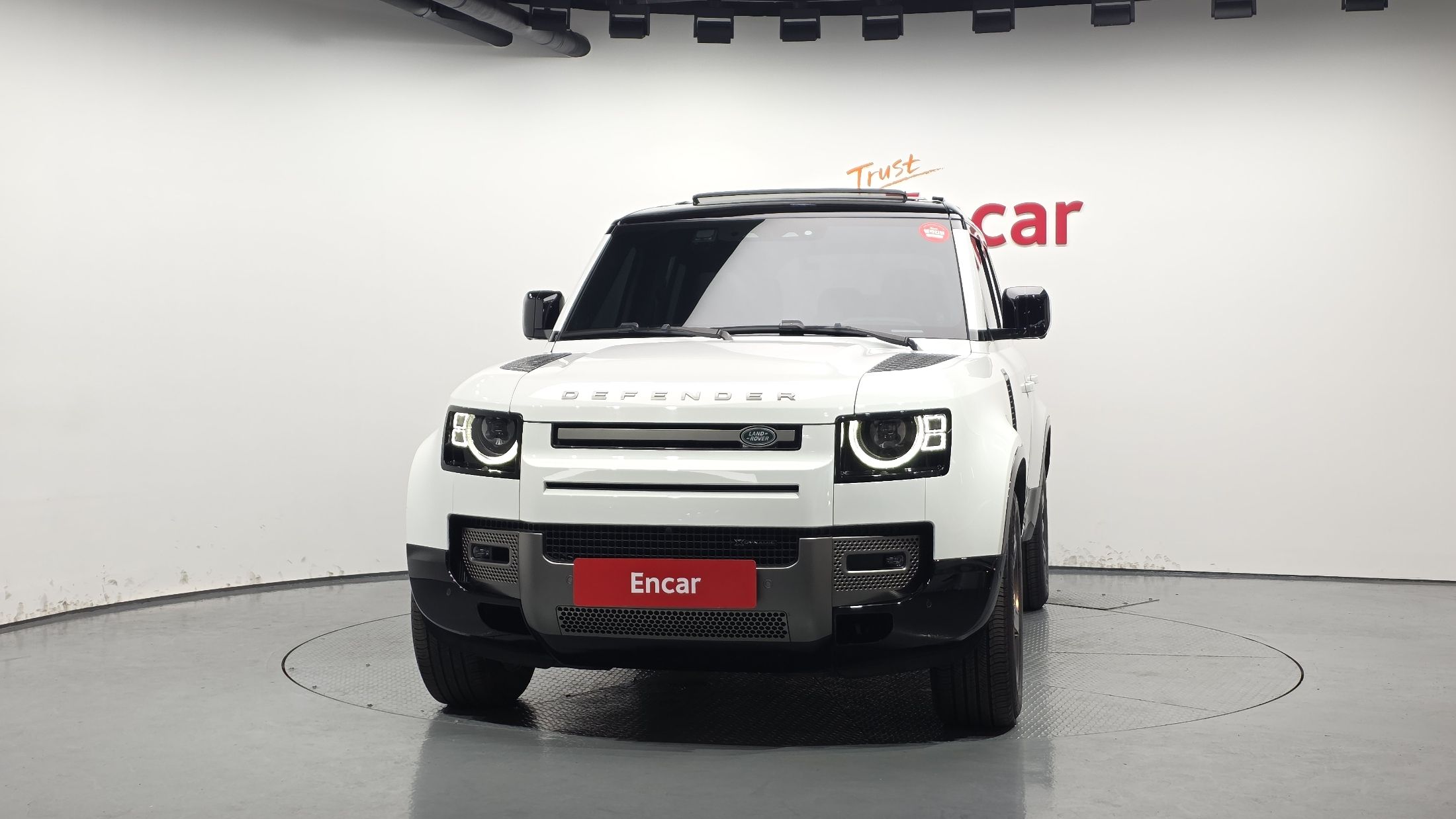 LAND ROVER DEFENDER L663 2023