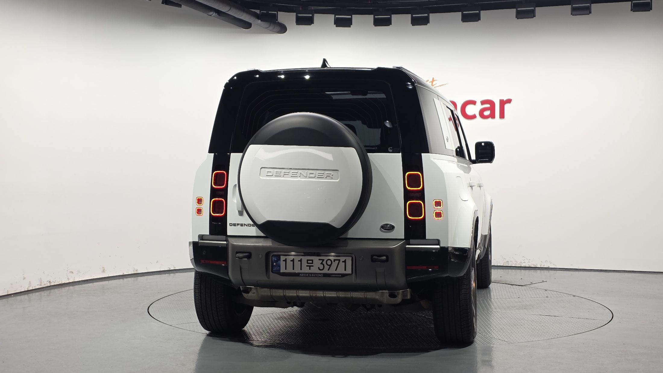 LAND ROVER DEFENDER L663 2023