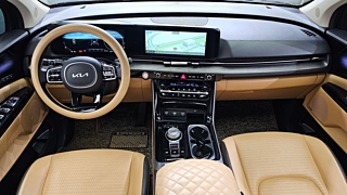KIA CARNIVAL 2023