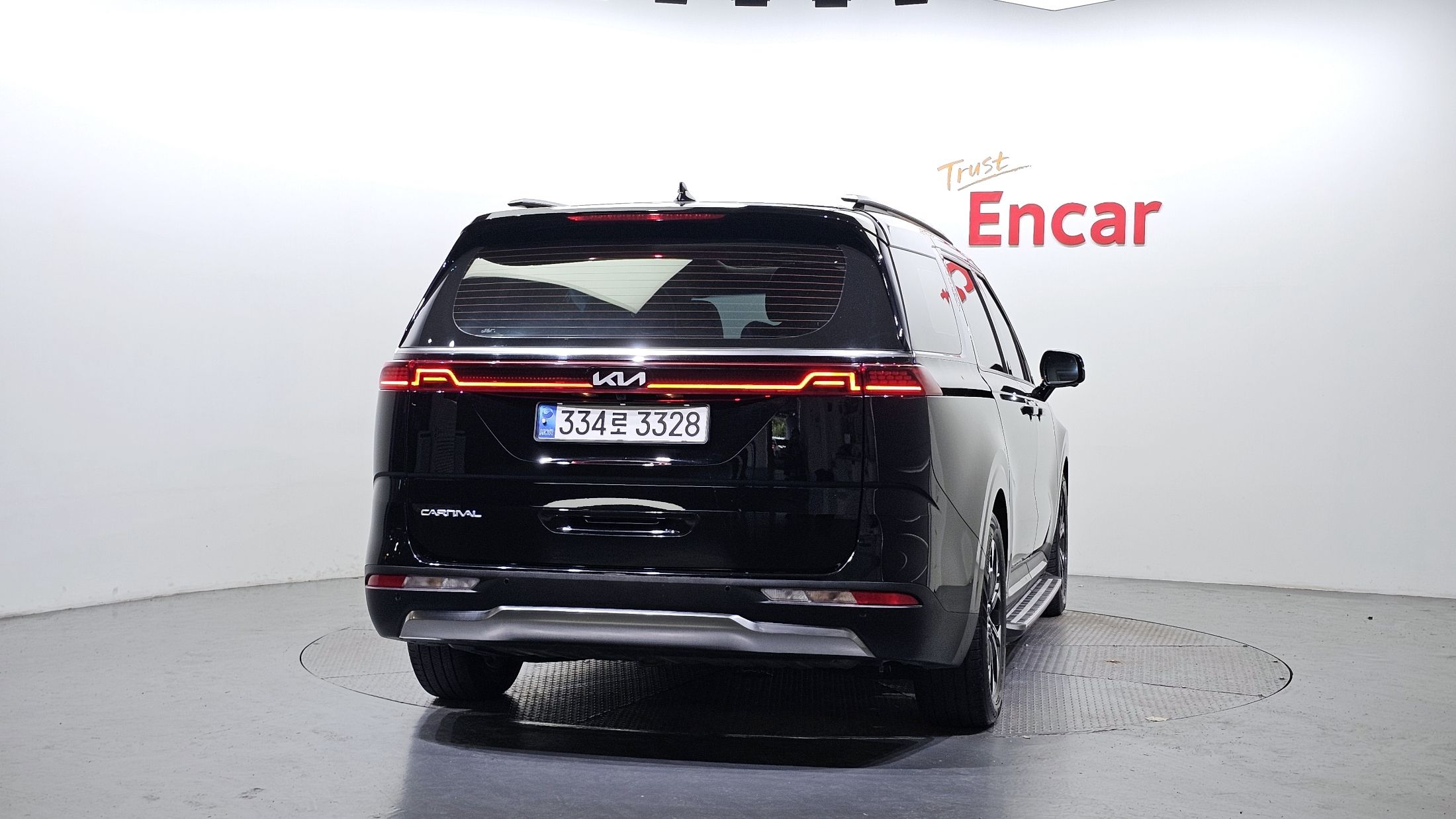 KIA CARNIVAL 2023