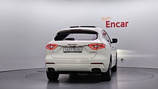 MASERATI LEVANTE 2019