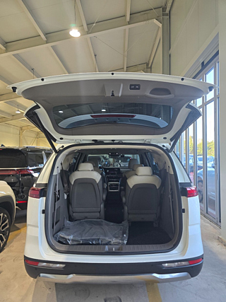 KIA CARNIVAL 2022