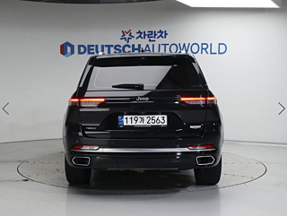 JEEP GRAND CHEROKEE WL 2023