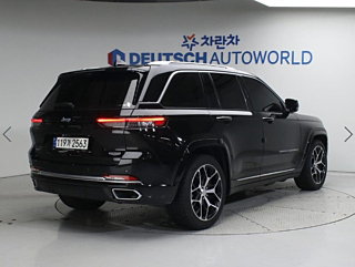 JEEP GRAND CHEROKEE WL 2023