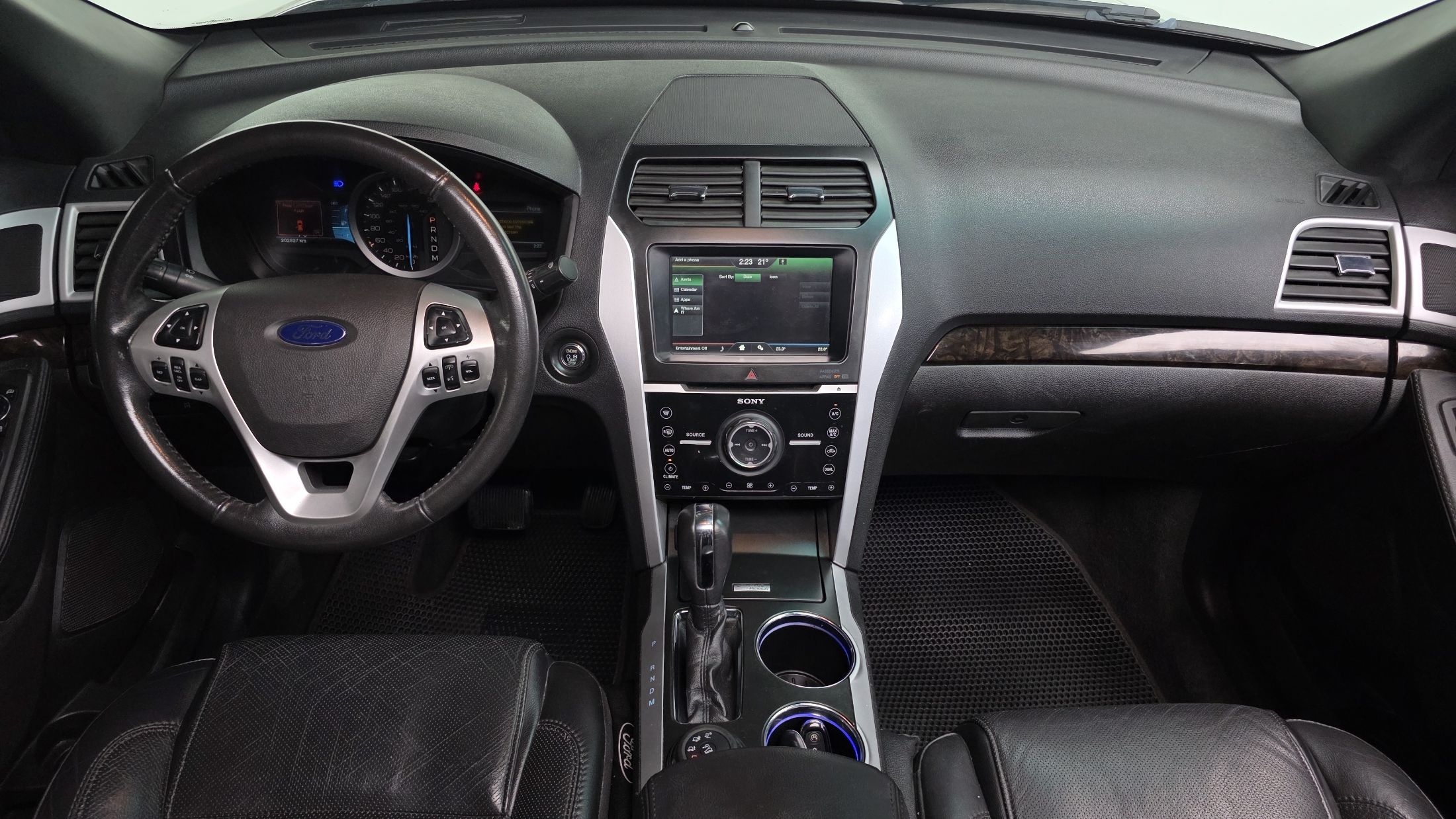 FORD EXPLORER 2011