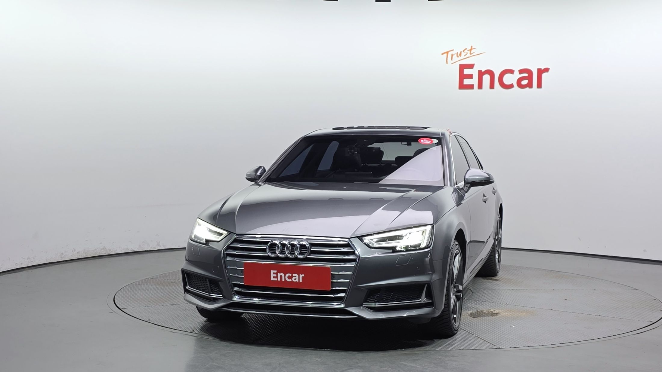 AUDI A4 B9 2019