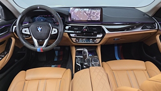 BMW 5-SERIES G30 2021