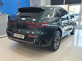GENESIS GV70 2021