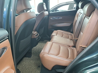 GENESIS GV70 2021