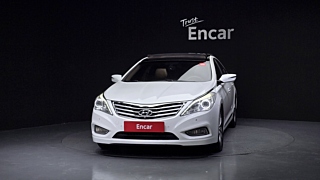 HYUNDAI GRANDEUR HG 2012