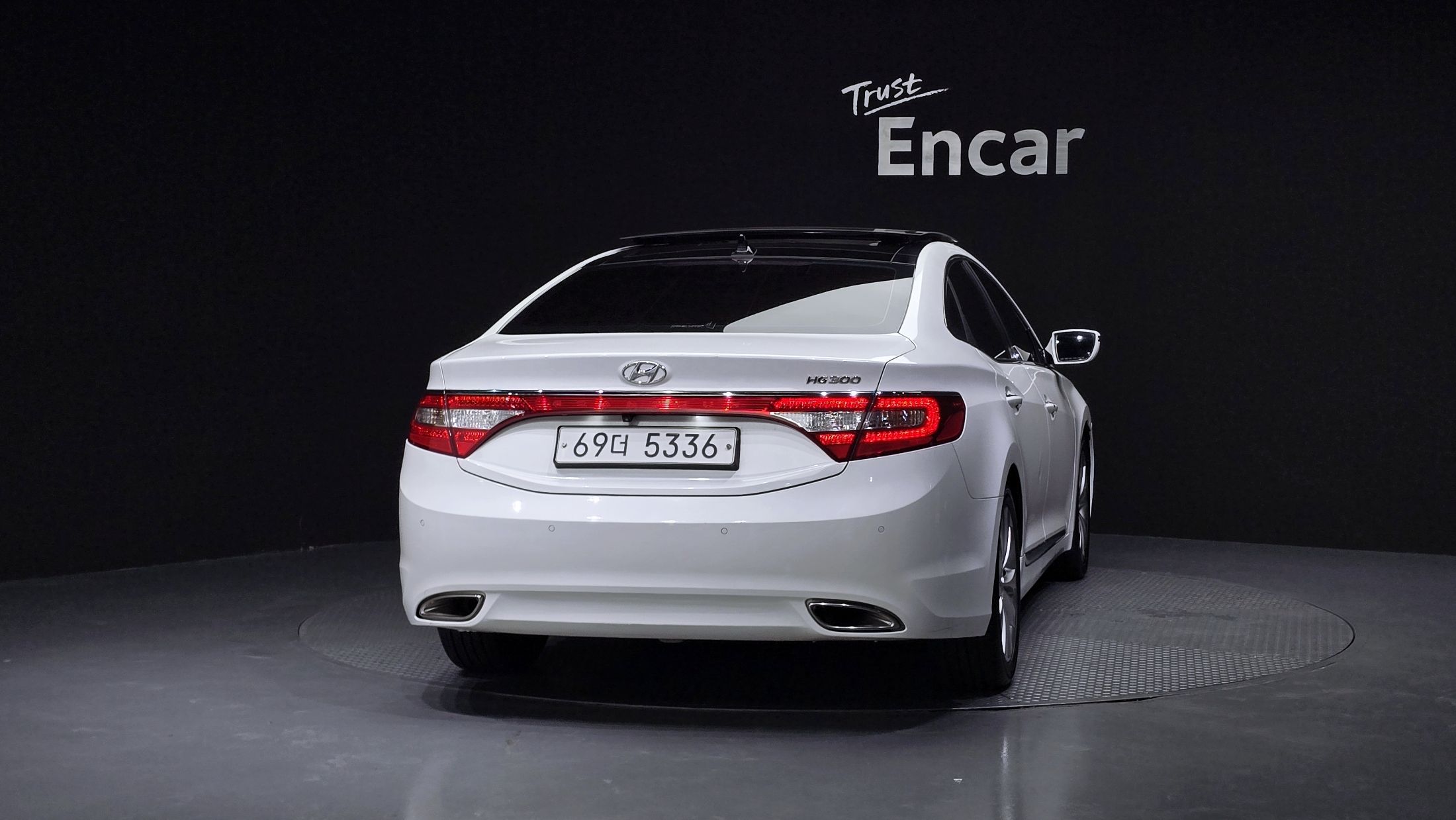HYUNDAI GRANDEUR HG 2012