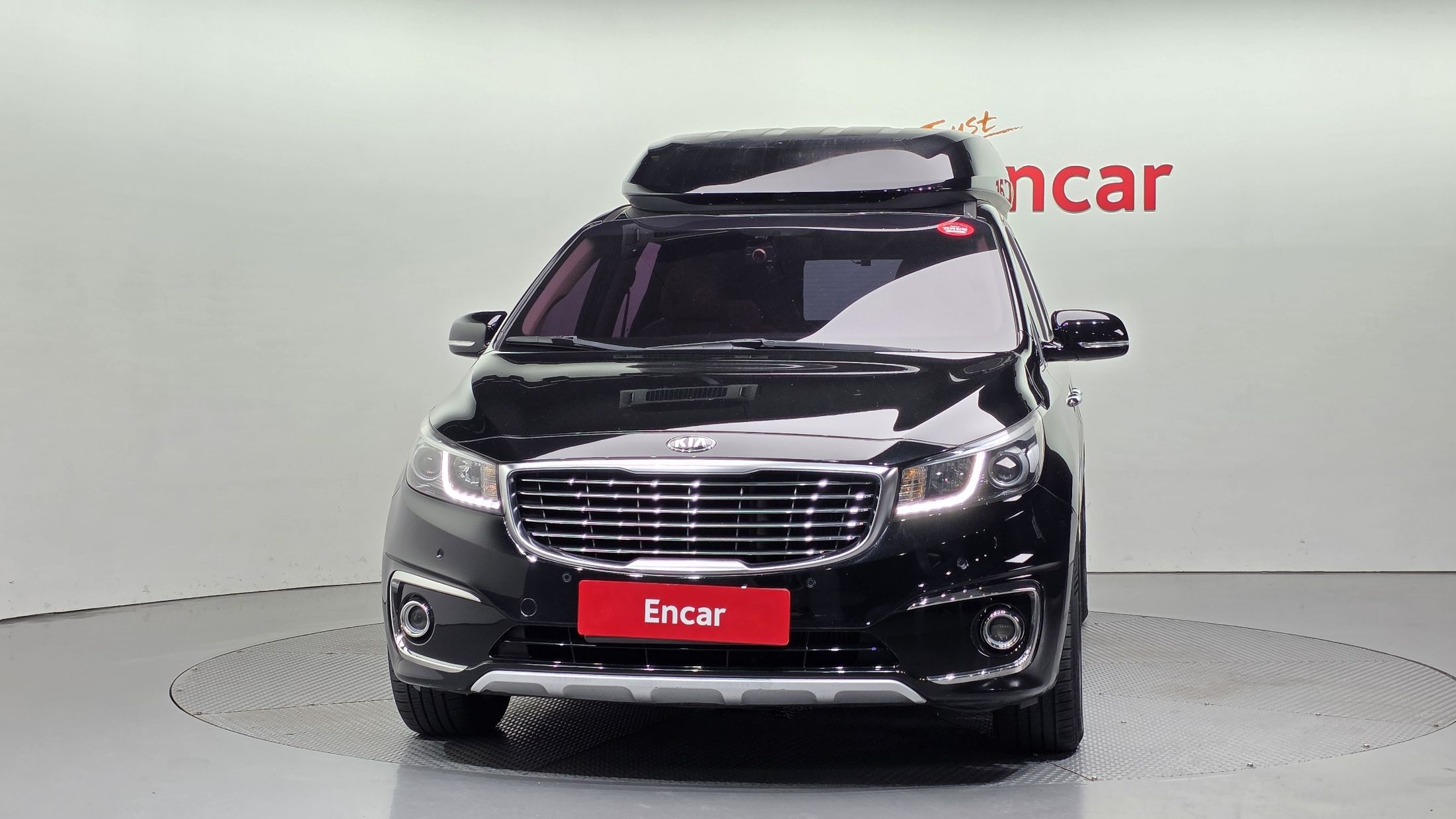 KIA CARNIVAL 2015