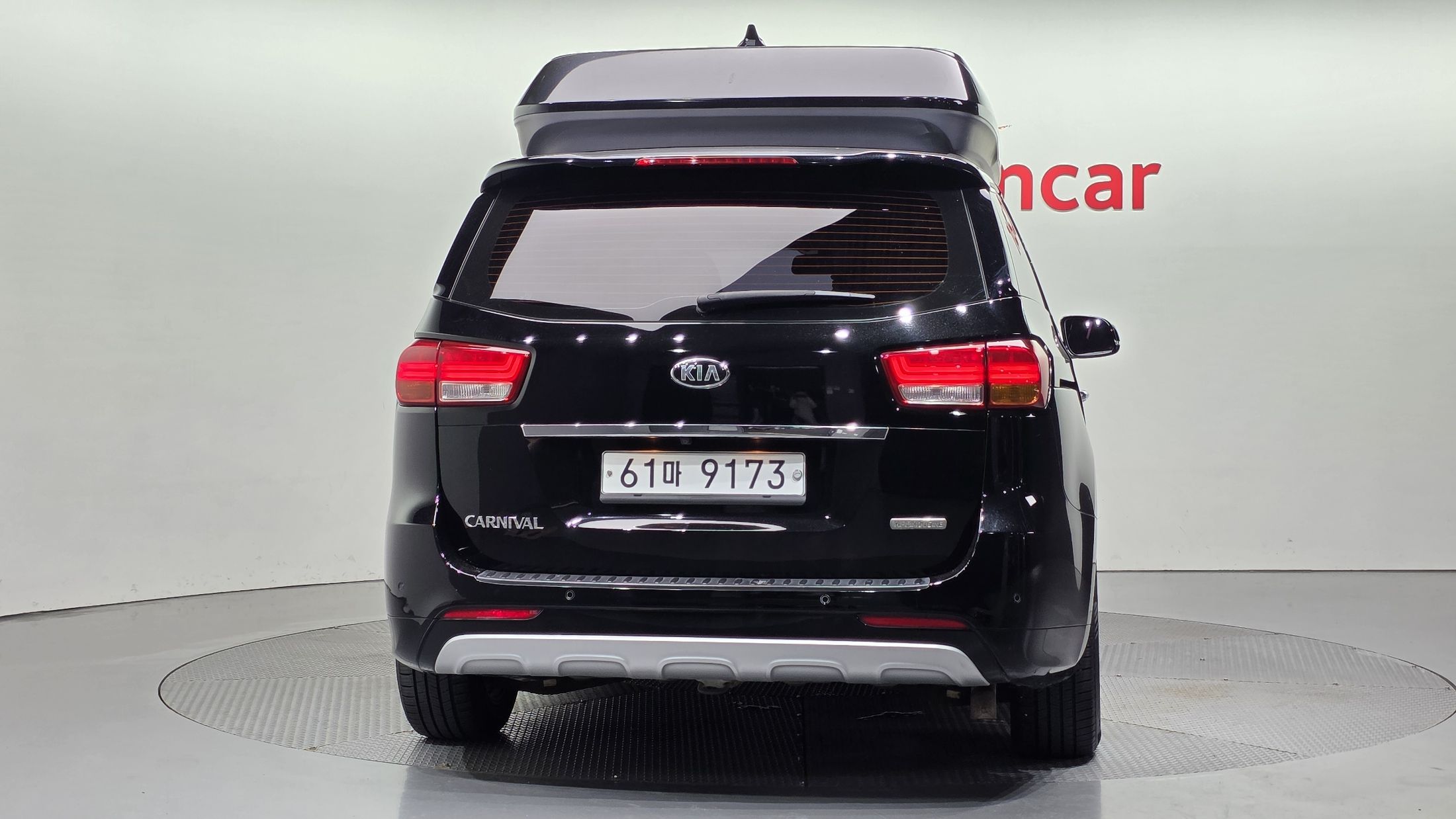KIA CARNIVAL 2015