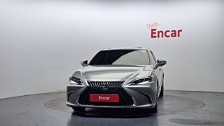 LEXUS ES300H 2024