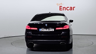 BMW 5-SERIES G30 2022