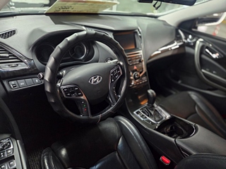HYUNDAI GRANDEUR HG HYBRID 2016