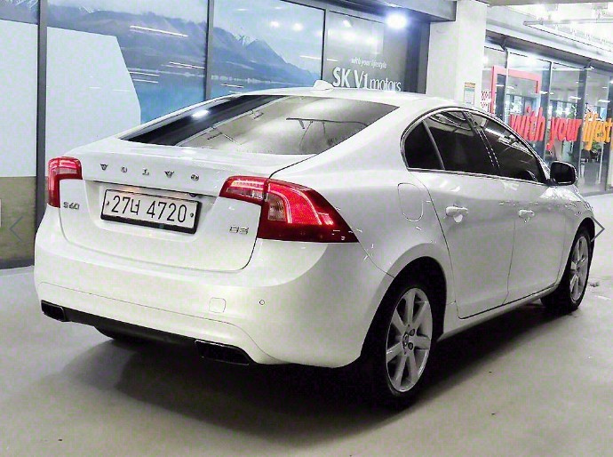 VOLVO S60 2017