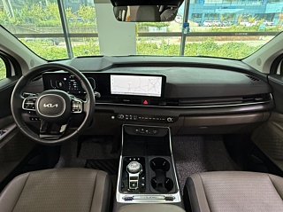 KIA CARNIVAL 2024