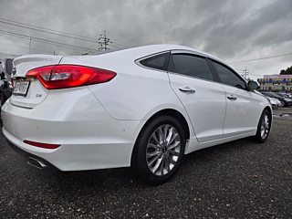 HYUNDAI SONATA LF 2016